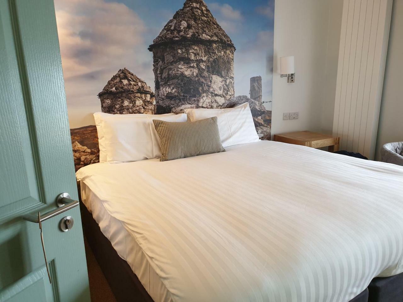 Manor House Rathlin Island Hotel Ballycastle Buitenkant foto